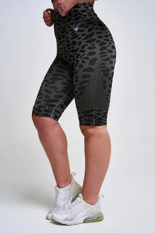 Pantalón corto de ciclismo de talle alto con estampado de leopardo reciclado Neva - Gris